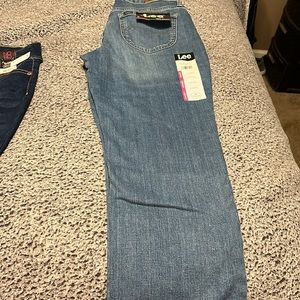 Lee straight female jeans brand new size 8 petite